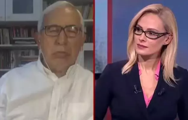 Seda Öğretir'in sunduğu programda gazeteci Oral Çalışlar canlı yayında uyuyakaldı Seda Öğretir'in sunduğu programda gazeteci Oral Çalışlar canlı yayında uyuyakaldı