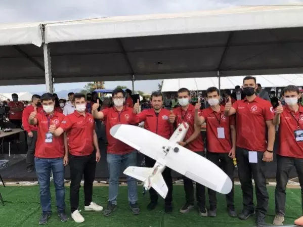 Selçuk Bayraktar bizzat müjdeledi! Yerli İHA'lara agresif özellik geliyor Selçuk Bayraktar bizzat müjdeledi! Yerli İHA'lara agresif özellik geliyor