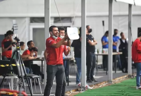 Selçuk Bayraktar bizzat müjdeledi! Yerli İHA'lara agresif özellik geliyor Selçuk Bayraktar bizzat müjdeledi! Yerli İHA'lara agresif özellik geliyor