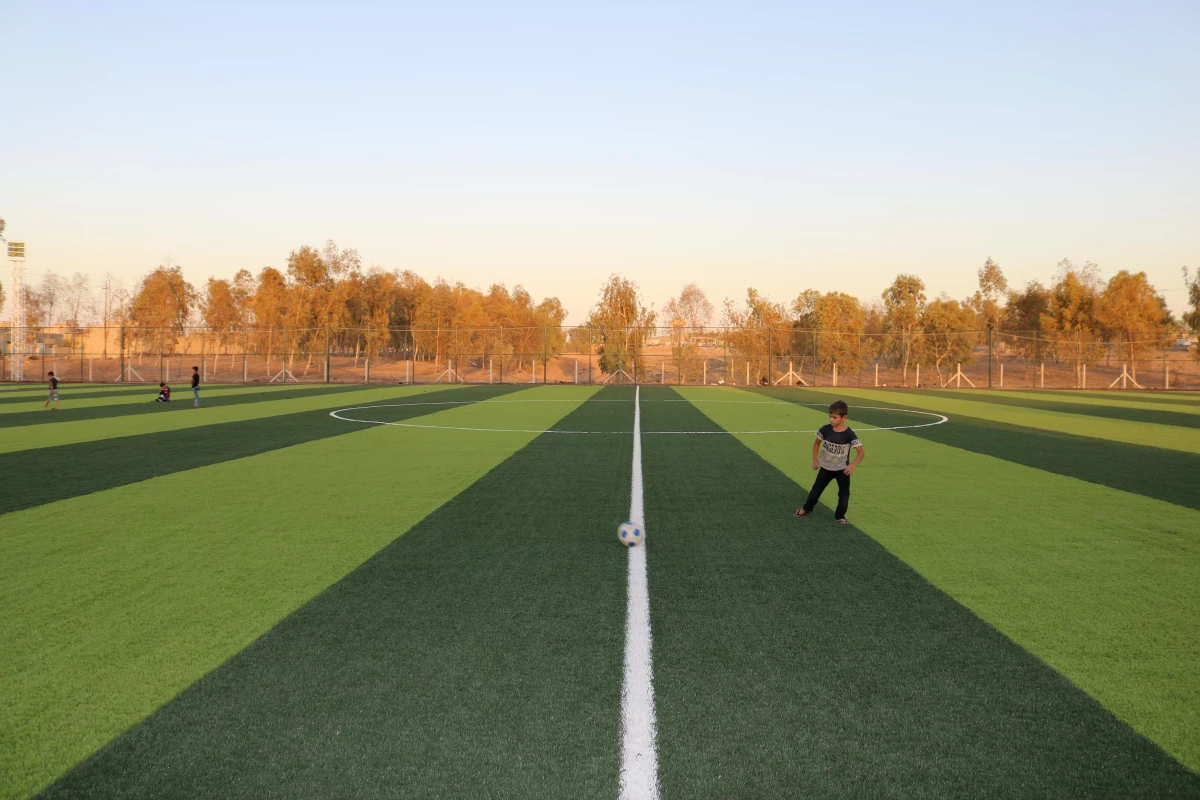 TİKA, Irak\'ın Telafer ilçesinde uluslararası standartlarda bir futbol sahası yaptı