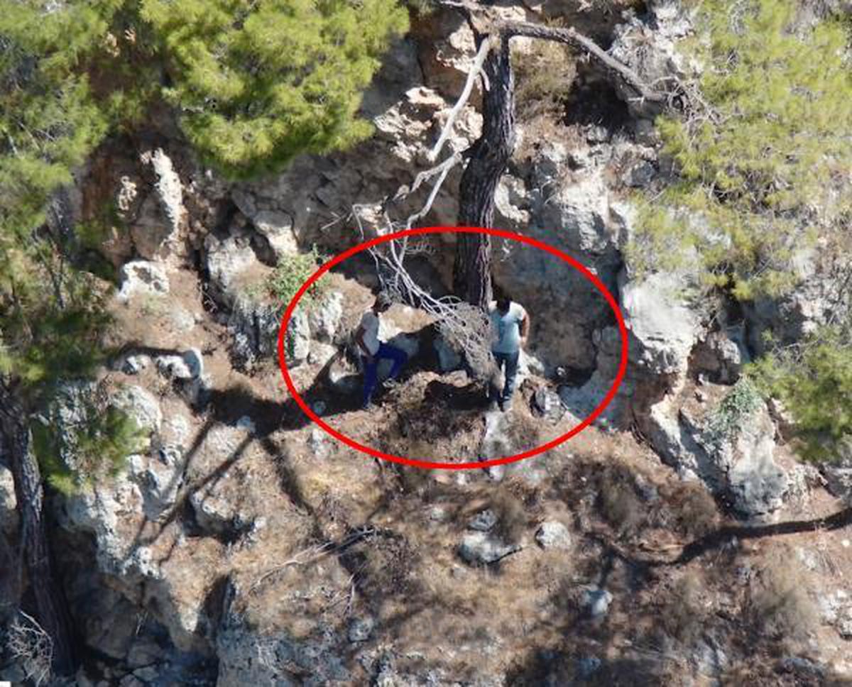 Güver uçurumunda define aramaya giden iki kişi, AFAD ekipleri tarafından kurtarıldı