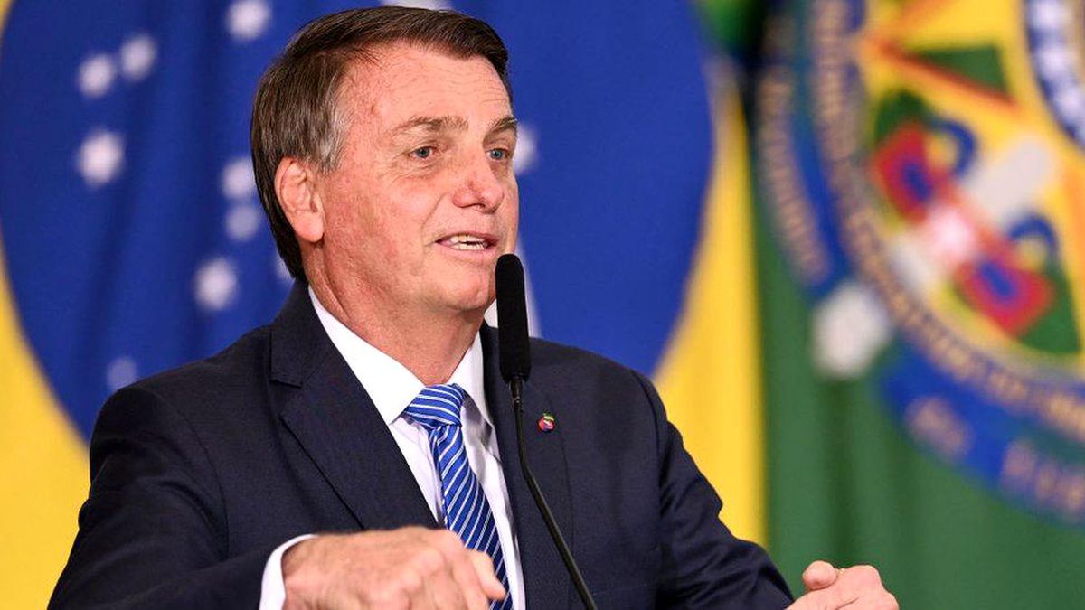 YouTube\'dan videoları kaldırılan Bolsonaro\'dan yeni kararname: Sosyal medya platformlarının içerik kaldırması sınırlanacak