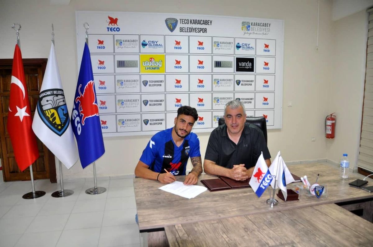 Abdullah Dıjlan Aydın ve Umut Sözen, Karacabey Belediyespor\'da