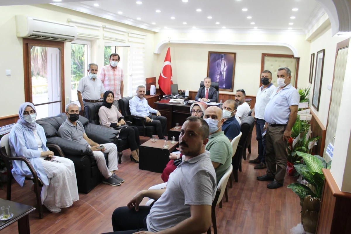 AK Parti Anamur İlçe Teşkilatı, Kaymakam Bozdemir\'i ziyaret etti