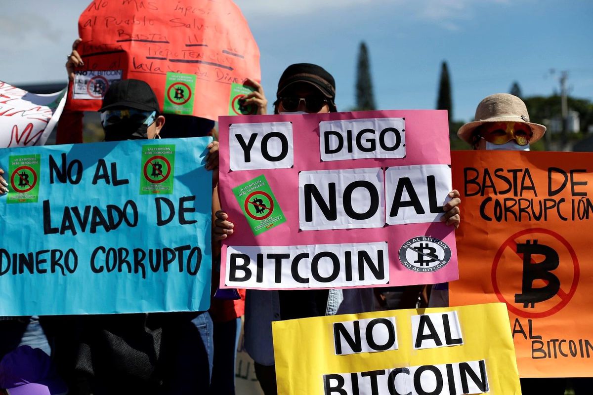 El Salvador\'da Bitcoin protestosu