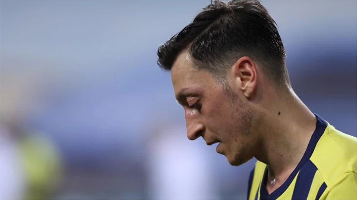 Sarı-Lacivertliler\'de mutsuz olduğu düşünülen Mesut Özil için MLS takımları devreye girdi