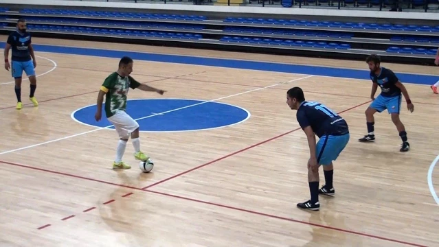 Görme engelliler futsalda şampiyon Adana oldu