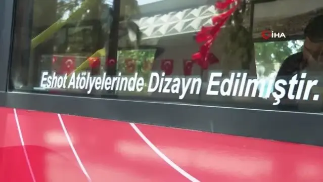 İzmir'in eski otobüsleri hurda değil kafe oluyor