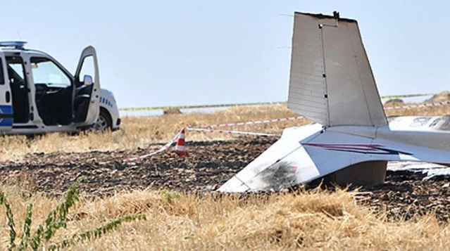 Sakarya'da vatandaşlar tarafından eğitim uçağı düştü ihbarı ekipleri harekete geçirdi
