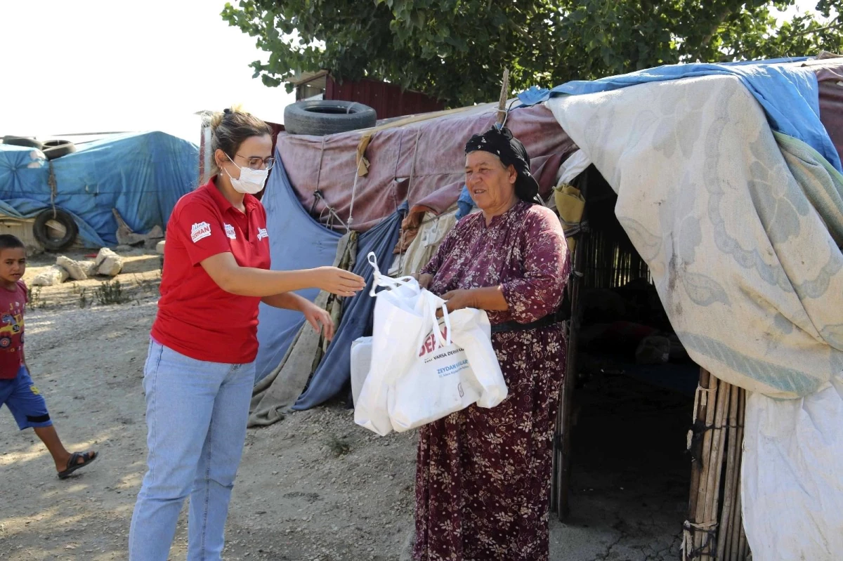 Mevsimlik tarım işçilerinin yaşadığı çadır kentlere Büyükşehir desteği