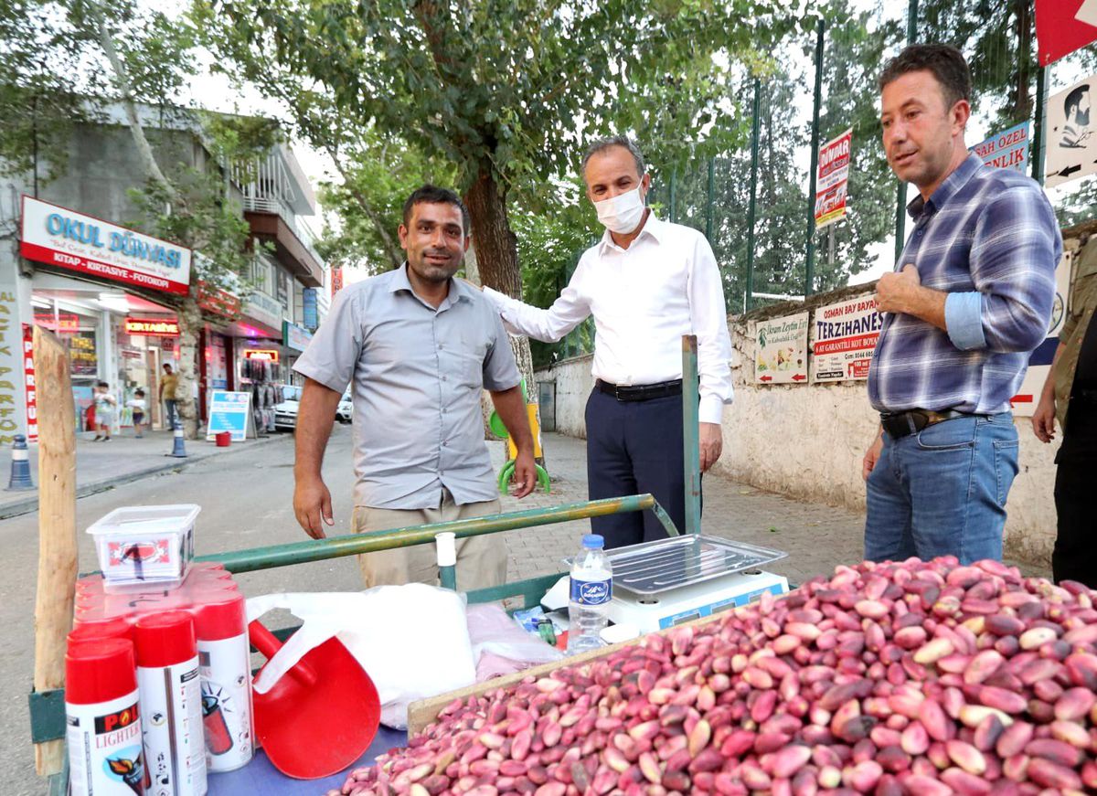 BAŞKANIMIZ, BUHARA CADDESİ ESNAFINI ZİYARET ETTİ