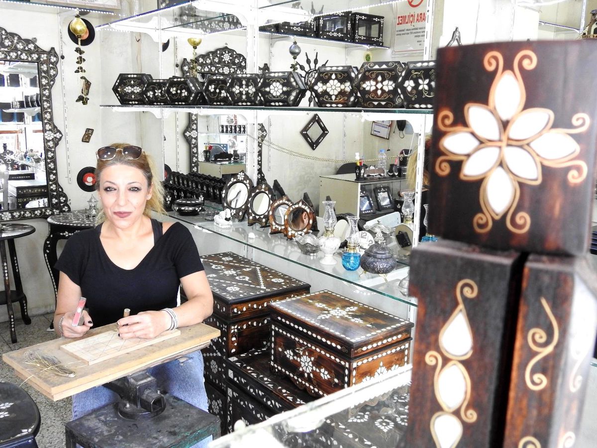 "Erkek işi" diyenleri dinlemeyip dükkan açtı, şimdi yurt dışına ihracat yapıyor