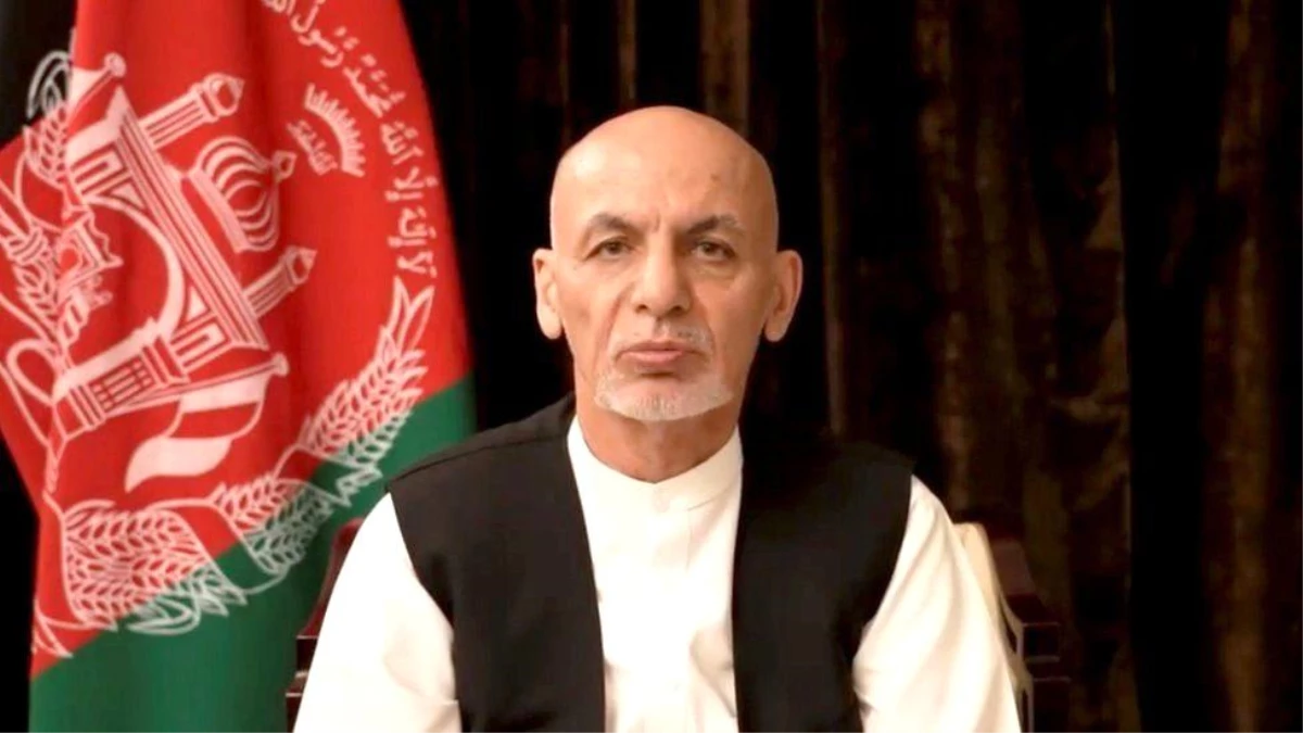 Eski Afganistan Cumhurbaşkanı Gani, BAE\'ye sığındığı için halkından özür diledi