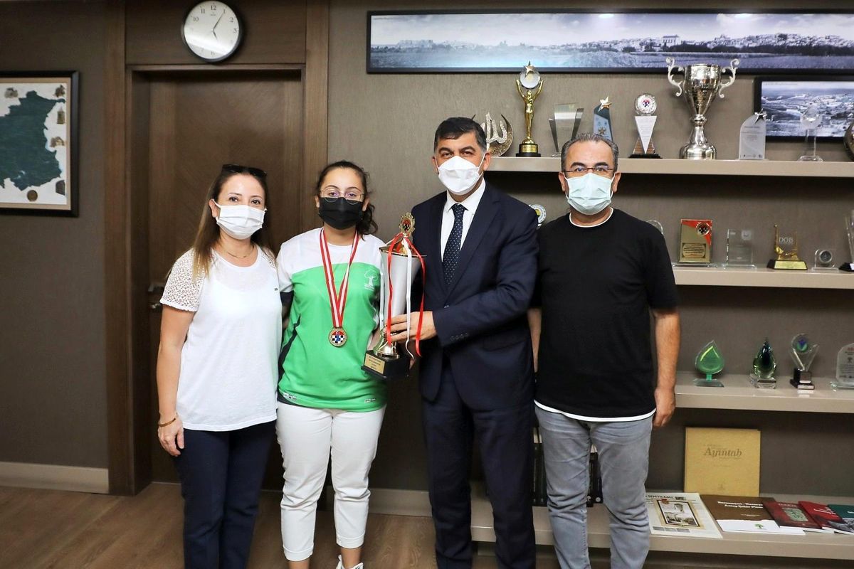 Fadıloğlu, Türkiye şampiyonunu ağırladı