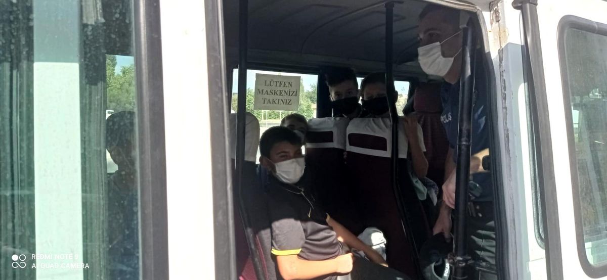 Gediz\'de okul servis araçları ve toplu taşım araçları denetlendi