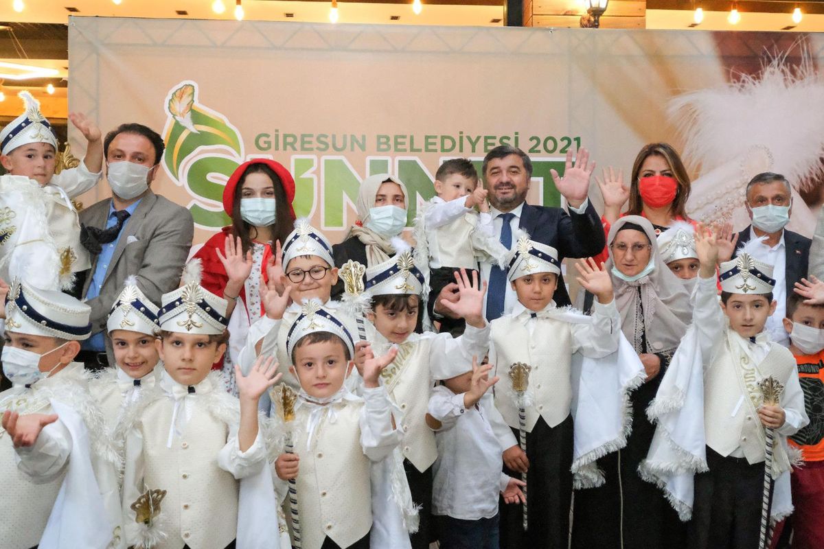 Giresun Belediyesi sünnet şöleni düzenledi