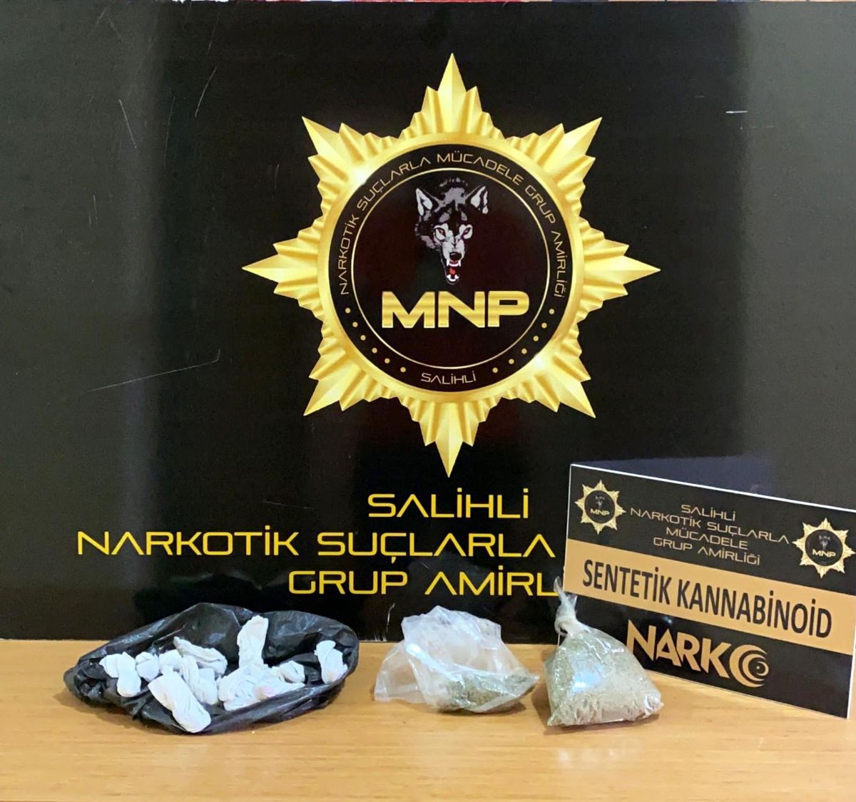 Salihli polisinden uyuşturucuya geçit yok