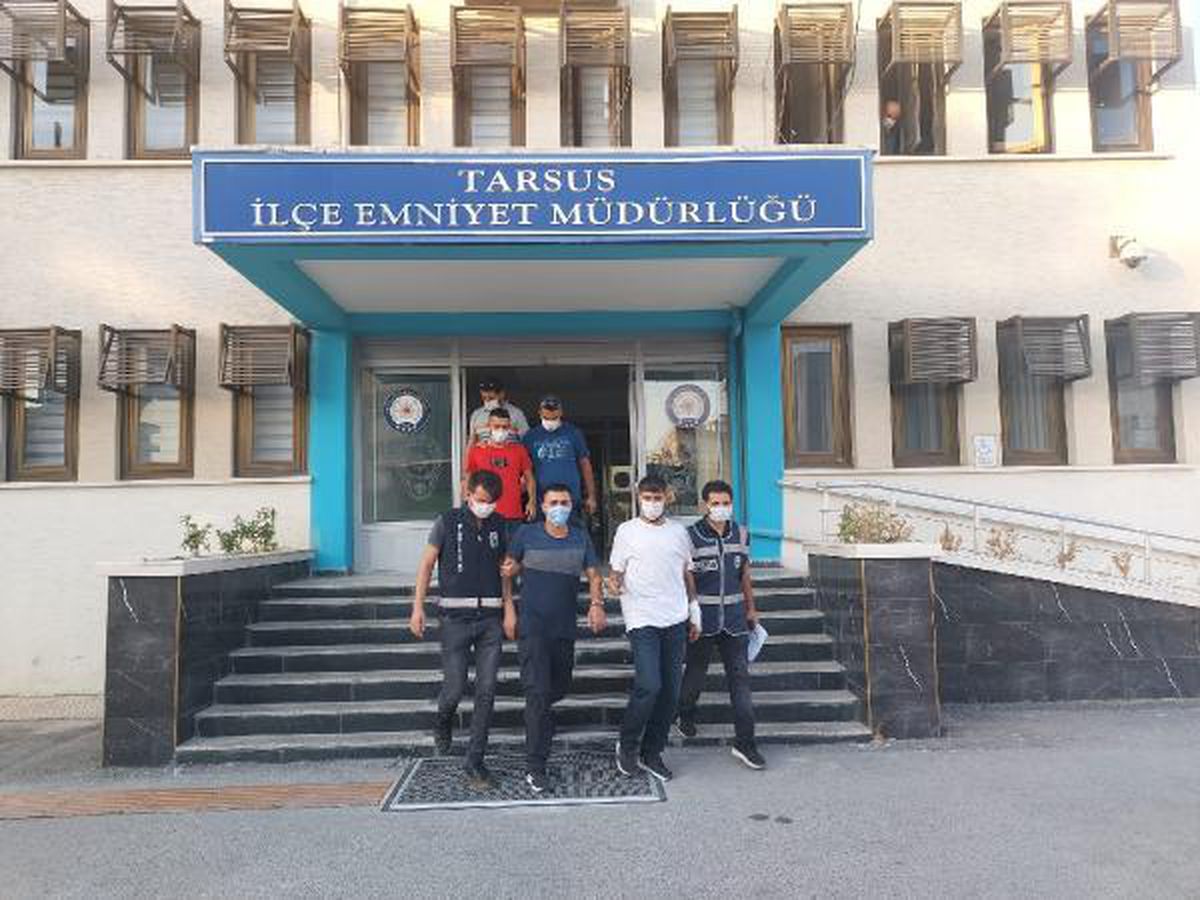 Tarsus\'ta bıçakla yaralamaya 3 tutuklama