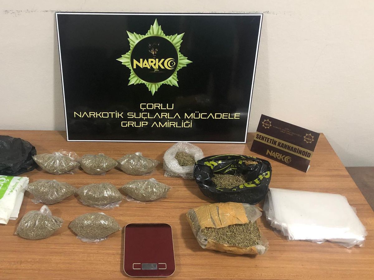 Tekirdağ\'da 880 gram eroin ele geçirildi, 1 zanlı yakalandı