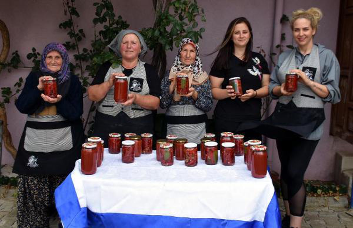 TRAKYA\'NIN ÜRETEN KADINLARI, YÖRESEL LEZZETLERİ SOFRALARLA BULUŞTURUYOR