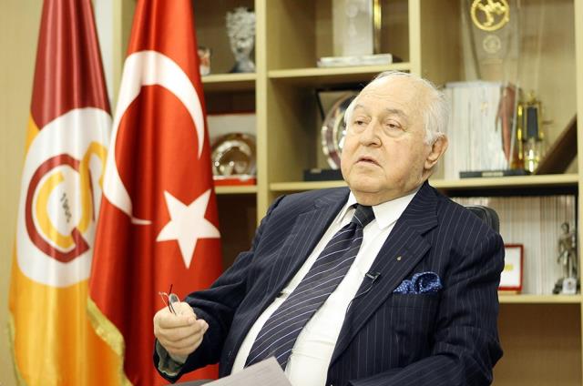 Galatasaray'ın eski başkanı Duygun Yarsuvat, hayatını kaybetti