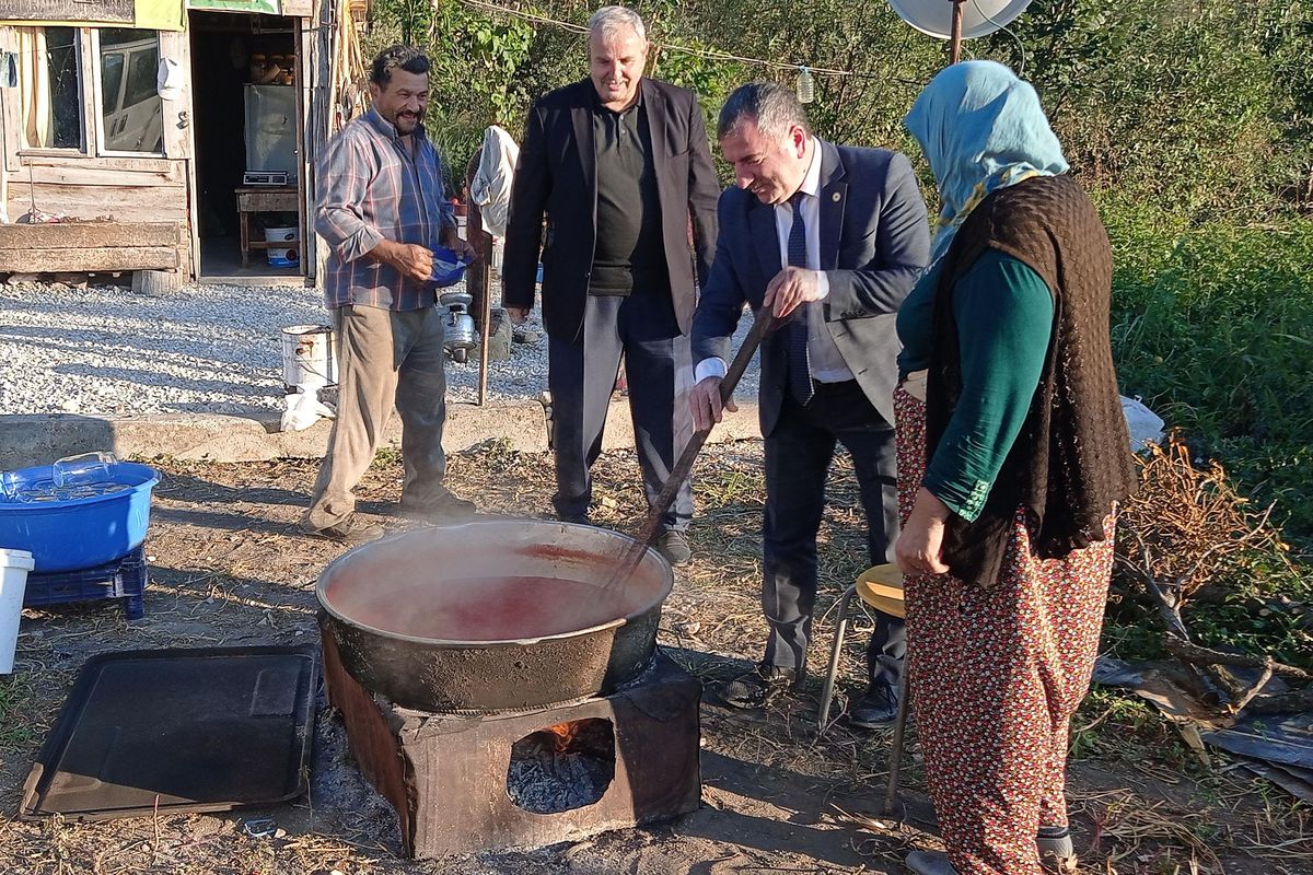 Havza Belediye Başkanı Özdemir\'den mahalle ziyareti