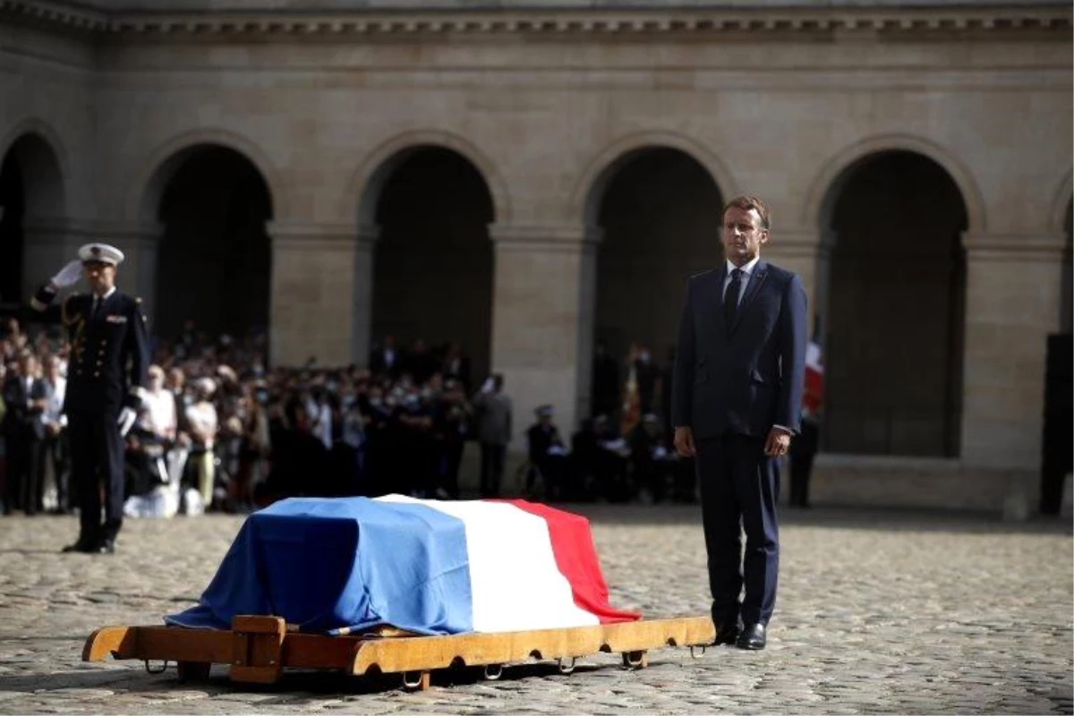 Jean-Paul Belmondo: Fransa ünlü aktöre ulusal törenle veda etti