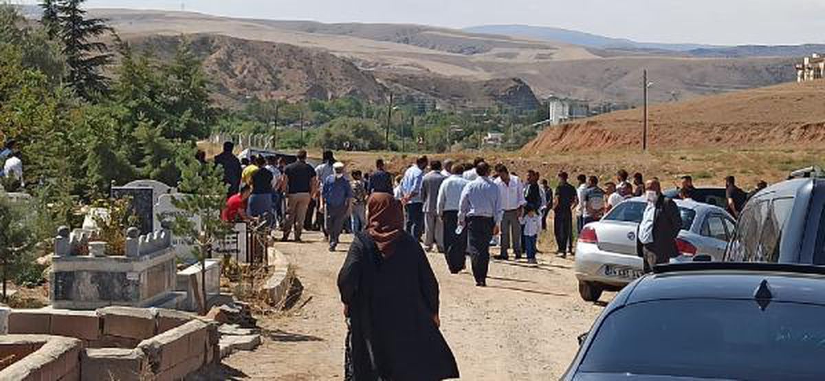 Kırıkkale\'de kazada ölen 3 kişi toprağa verildi