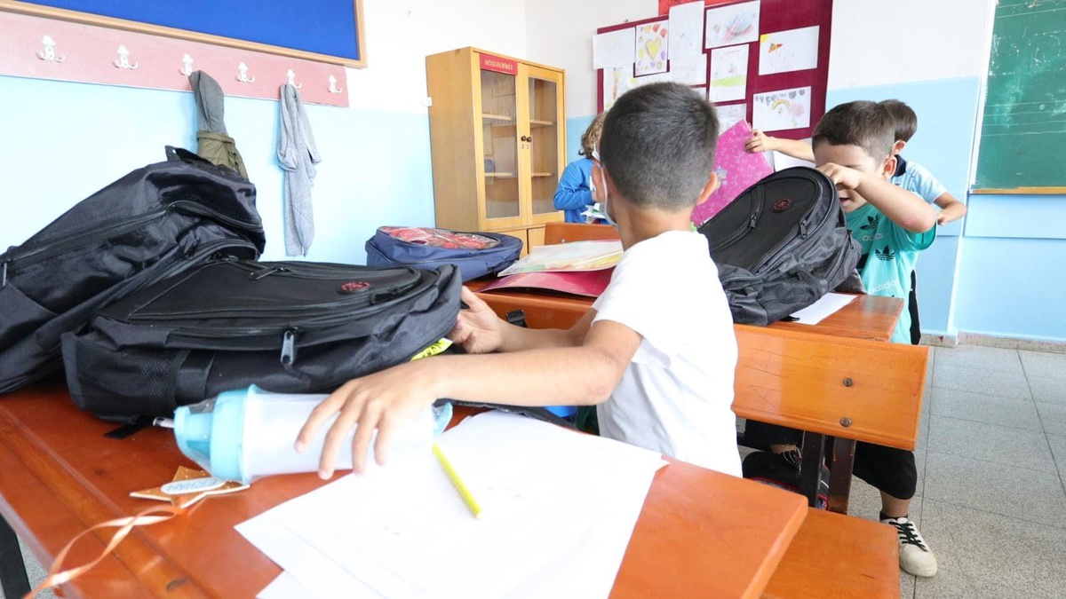 Kırsal alanlardaki bin öğrencinin yüzü güldü