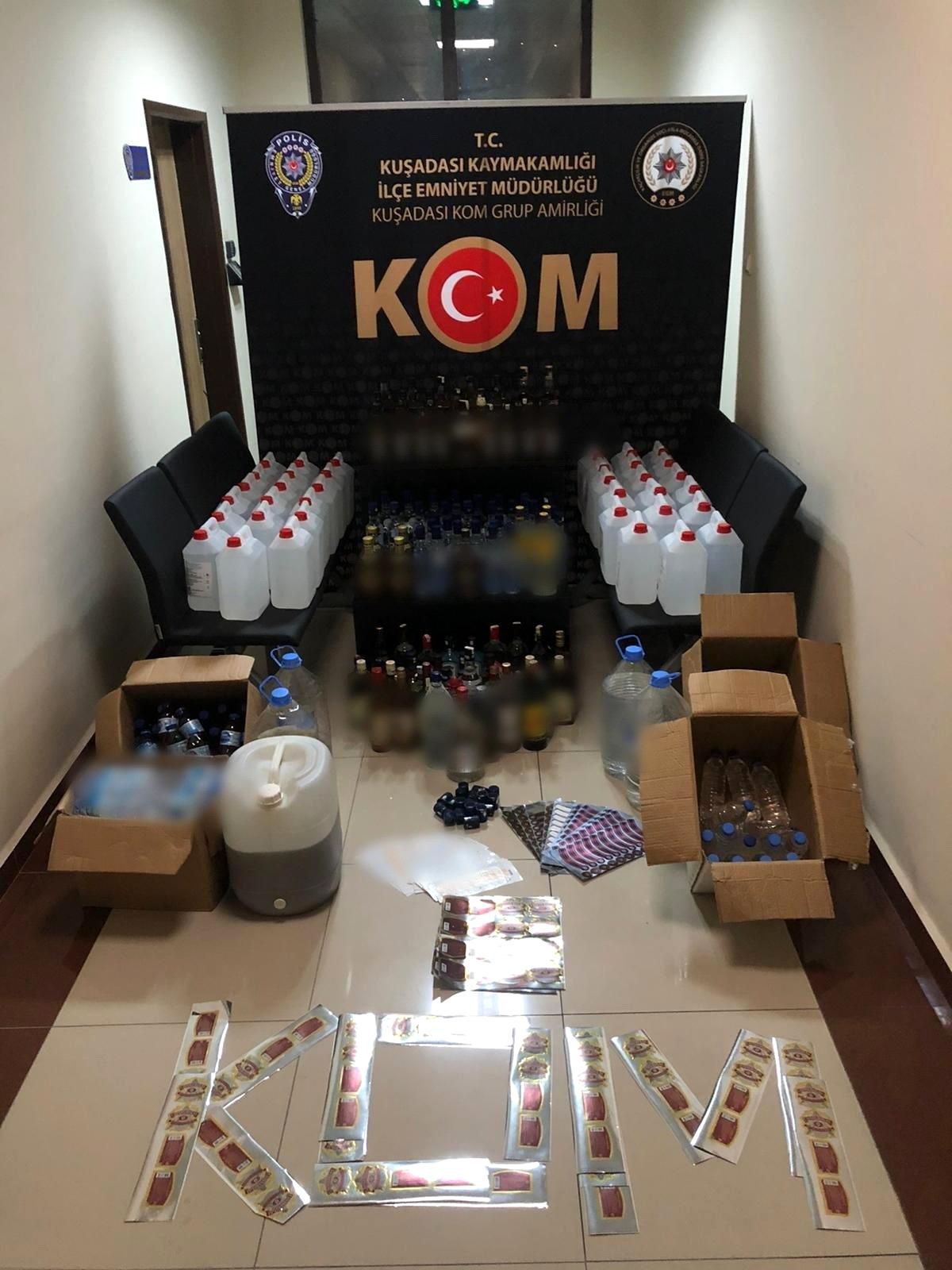 Kuşadası\'nda kaçak içki operasyonu