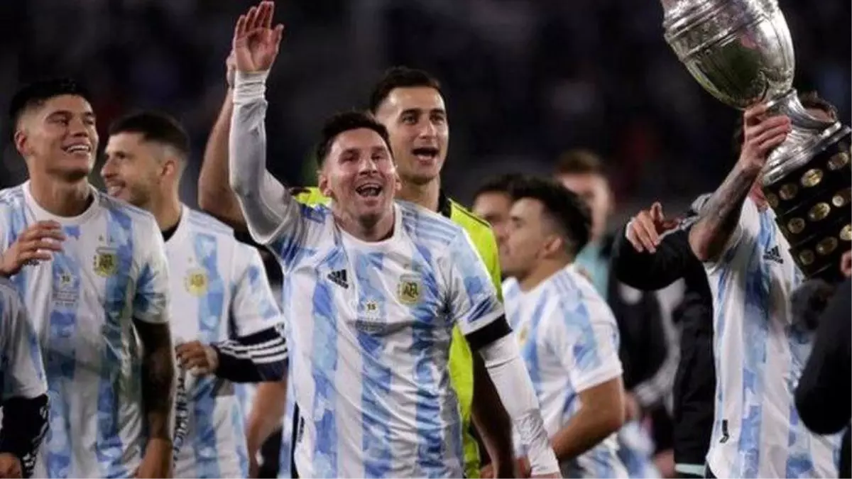 Messi Pele\'yi geçti, milli formayla en çok gol atan Güney Amerikalı erkek futbolcu oldu