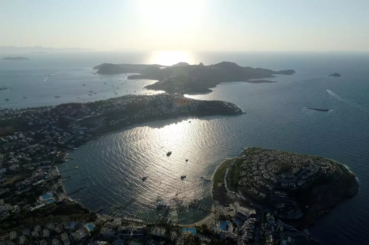 Okullar açıldı sahiller boşaldı, otel rezervasyonları yüzde 50\'lere düştü