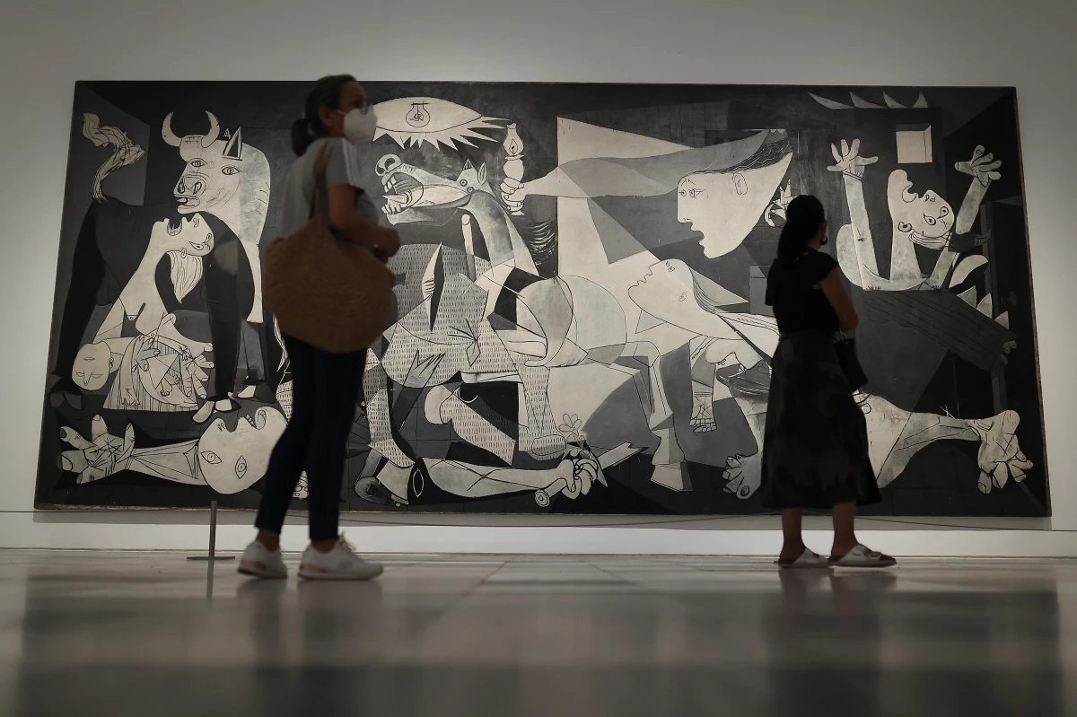 Picasso\'nun Guernica tablosunun İspanya\'ya getirilişi 40. yılını doldurdu