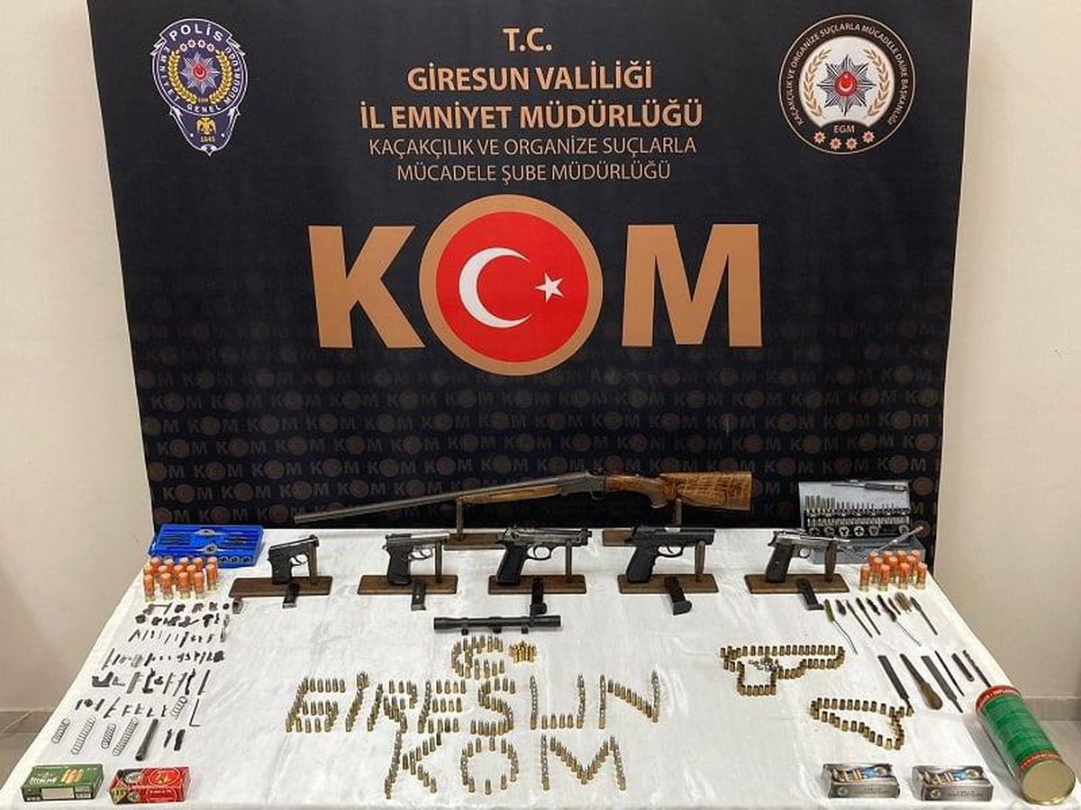 Giresun\'da ruhsatsız silah ele geçirildi