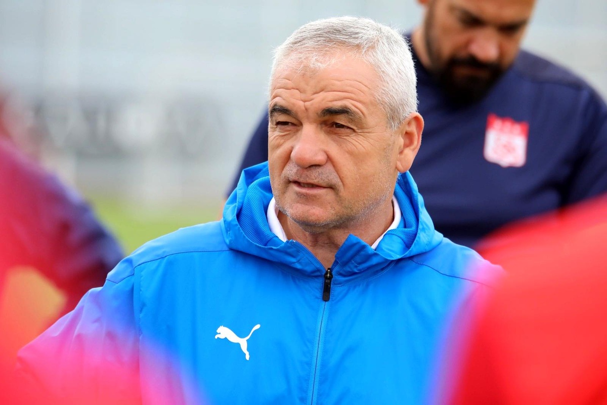 Rıza Çalımbay\'ın Fenerbahçe\'ye şansı tutmuyor!