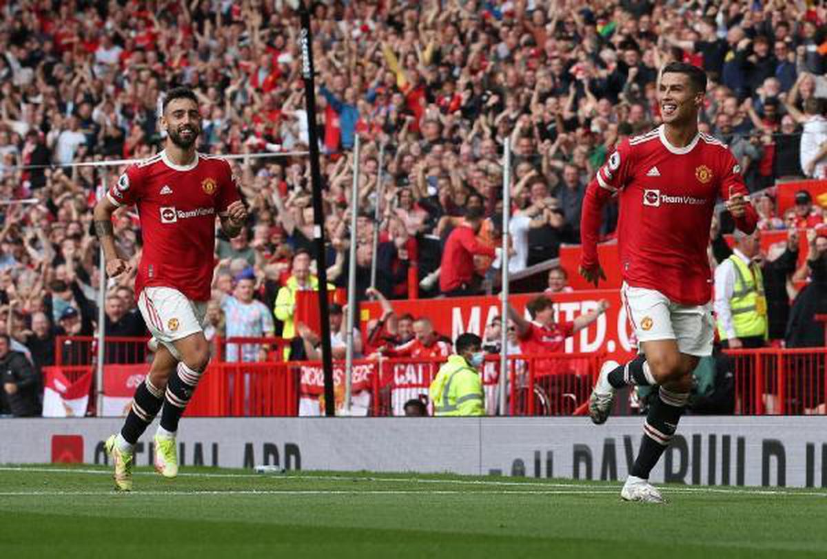 Ronaldo 2 golle döndü, Manchester United kazandı