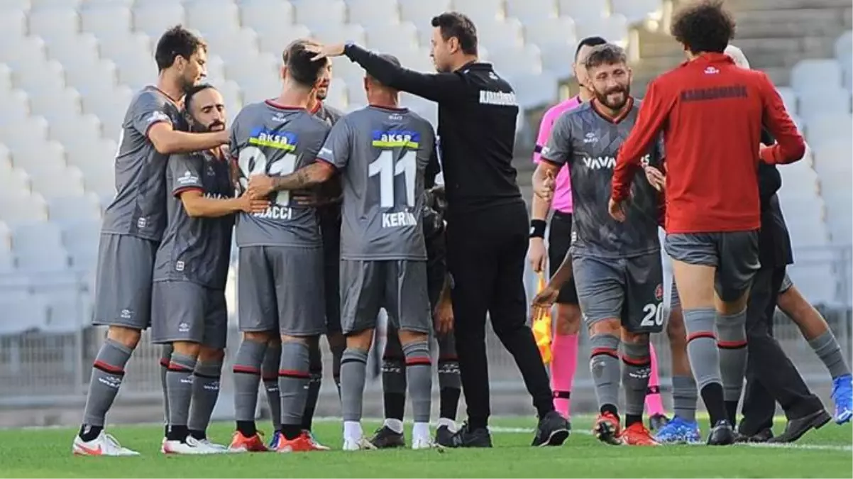 Fatih Karagümrük-Adana Demirspor karşılaşması 4-0 bitti