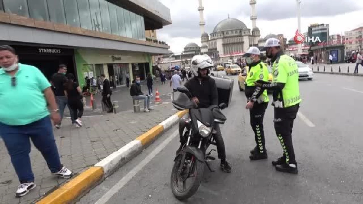 Taksim\'de trafik denetimi: Motokuryelere ceza yağdı