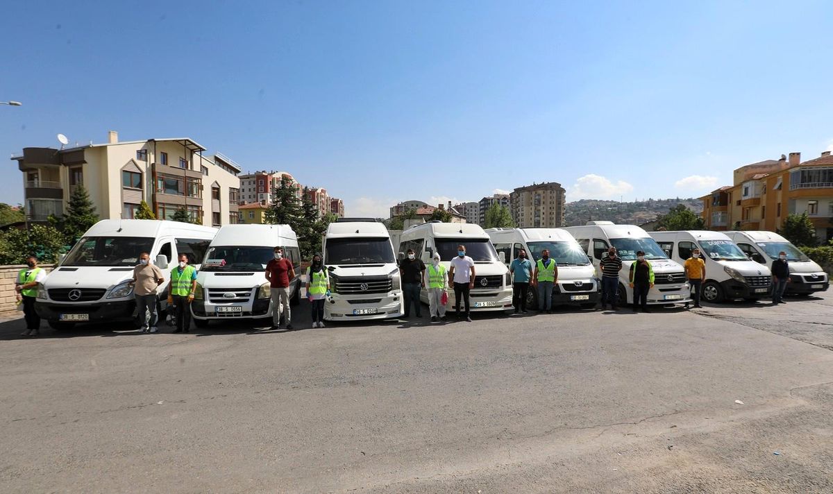 Talas\'ta okul servisleri dezenfekte ediliyor