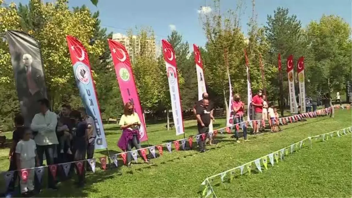 Son dakika haberleri | Başkentteki "Köpek Şov Yarışması Şampiyonası"nda kupayı "Zeus" ve "Sancak" kazandı