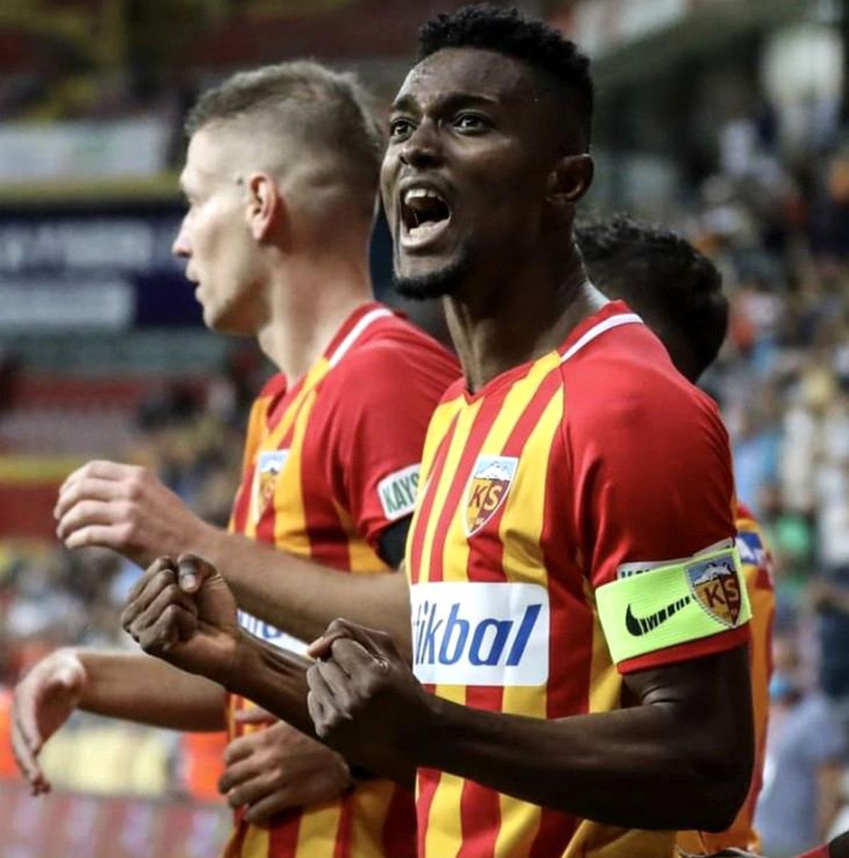 Bernard Mensah ilk golünü attı