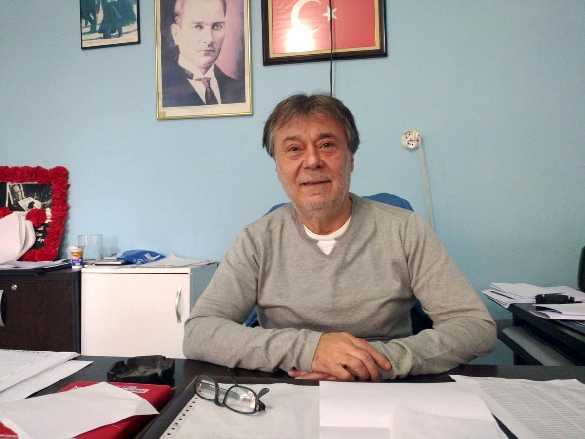 CHP\'de toplu istifa