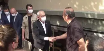 CHP Genel Başkanı Kılıçdaroğlu, Orhan Kemal'in oğlu Işık Öğütçü ile görüştü