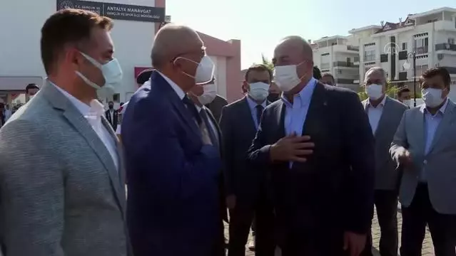 Dışişleri Bakanı Mevlüt Çavuşoğlu, düzensiz göçmen sorunuyla ilgili konuştu Dışişleri Bakanı Mevlüt Çavuşoğlu, düzensiz göçmen sorunuyla ilgili konuştu