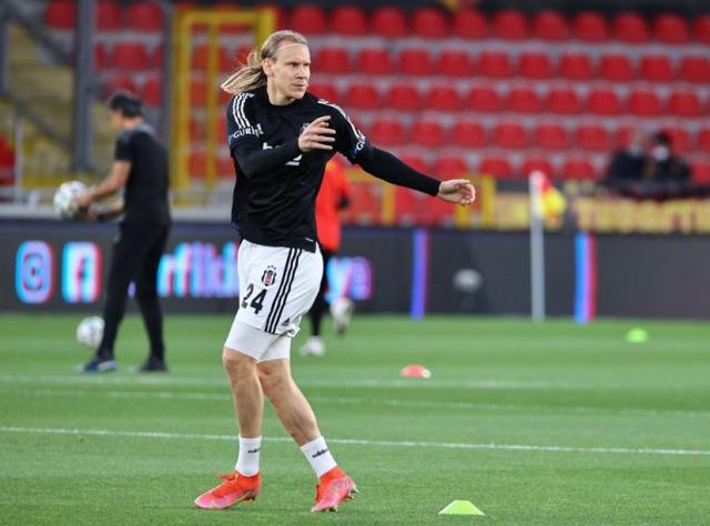 Dortmund maçı öncesi Beşiktaş'ta yıkım! Vida'nın sakatlığı ciddi, Teixeira da forma giyemeyecek