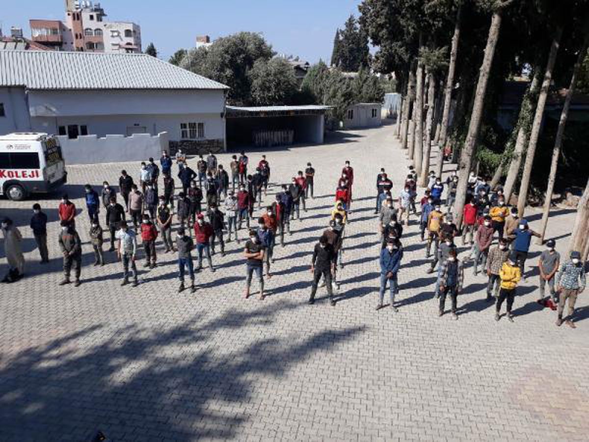 Hatay\'da 187 kaçak göçmen yakalandı