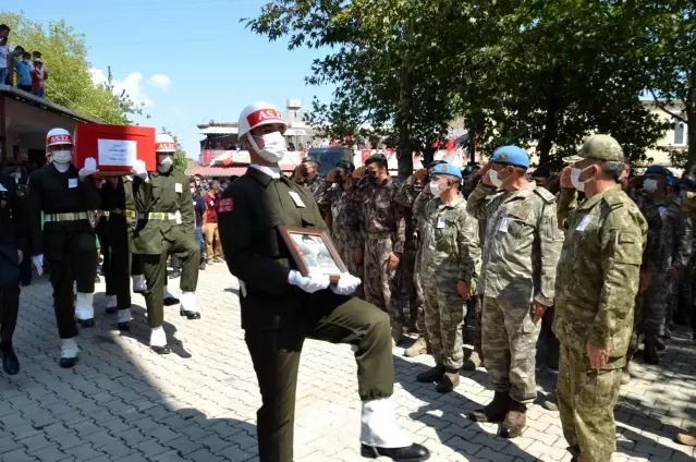 Son dakika haberi! Şehit Piyade Sözleşmeli Er Turgay Abacı son yolculuğuna uğurlandı
