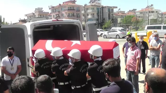 son dakika haberi kahramanmaras taki trafik kazasinda olen iki kardes izmir de son yolculuklarina ugurlandi