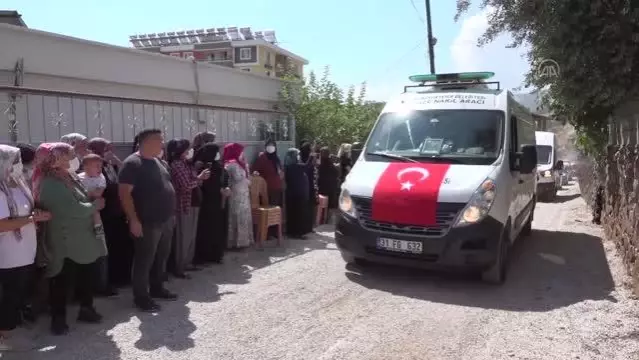 Son dakika haberi! Şehit Piyade Sözleşmeli Er Turgay Abacı son yolculuğuna uğurlandı