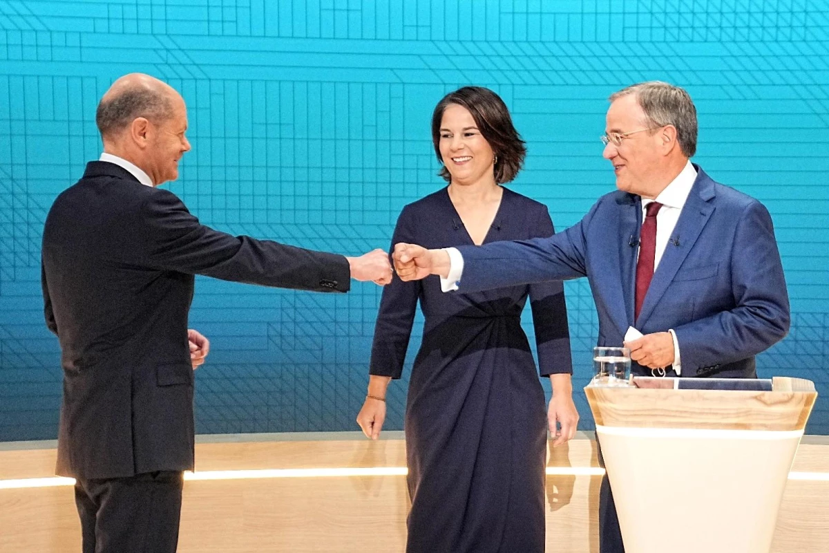 Almanya\'da Sosyal Demokratların adayı Scholz, TV tartışmasının galibi oldu